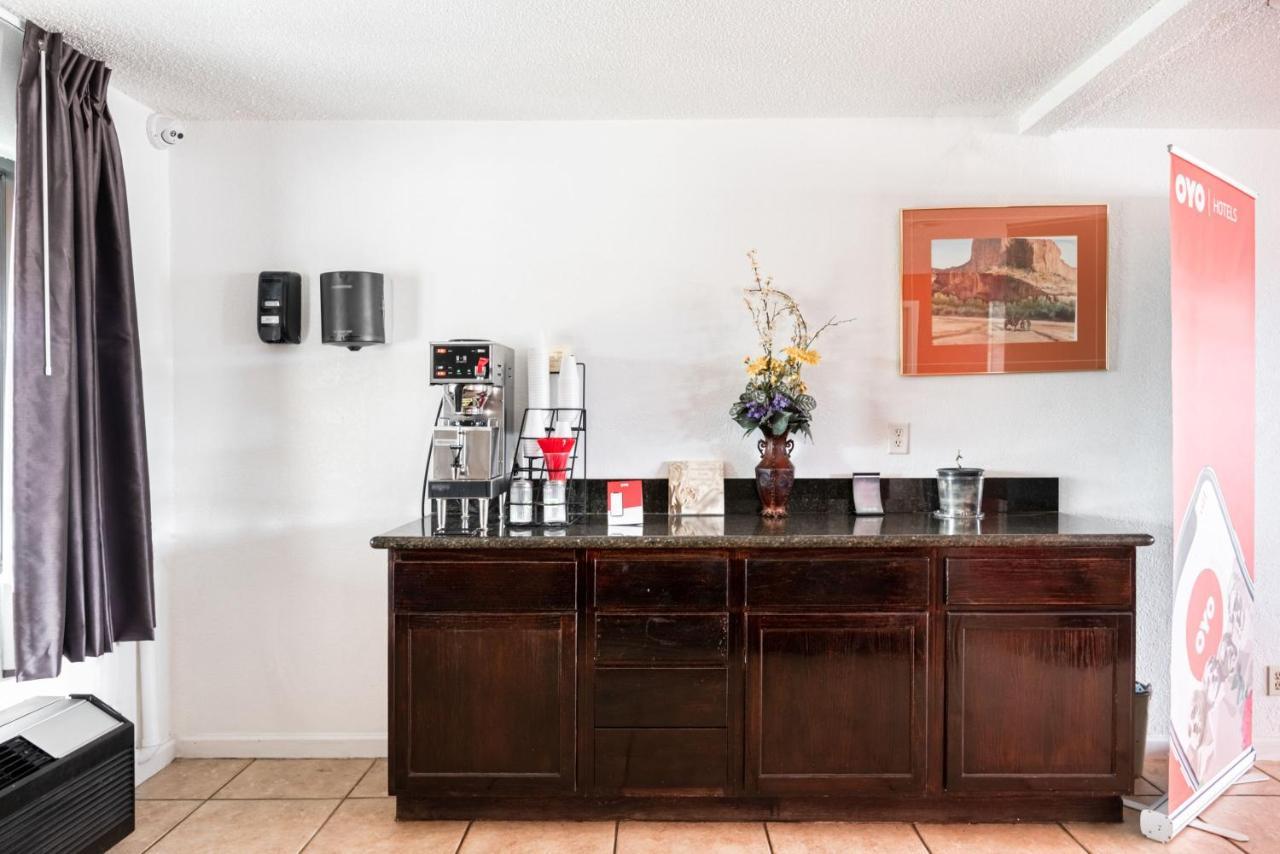 Oyo Hotel Globe / Miami Az - Highway 60 Dış mekan fotoğraf